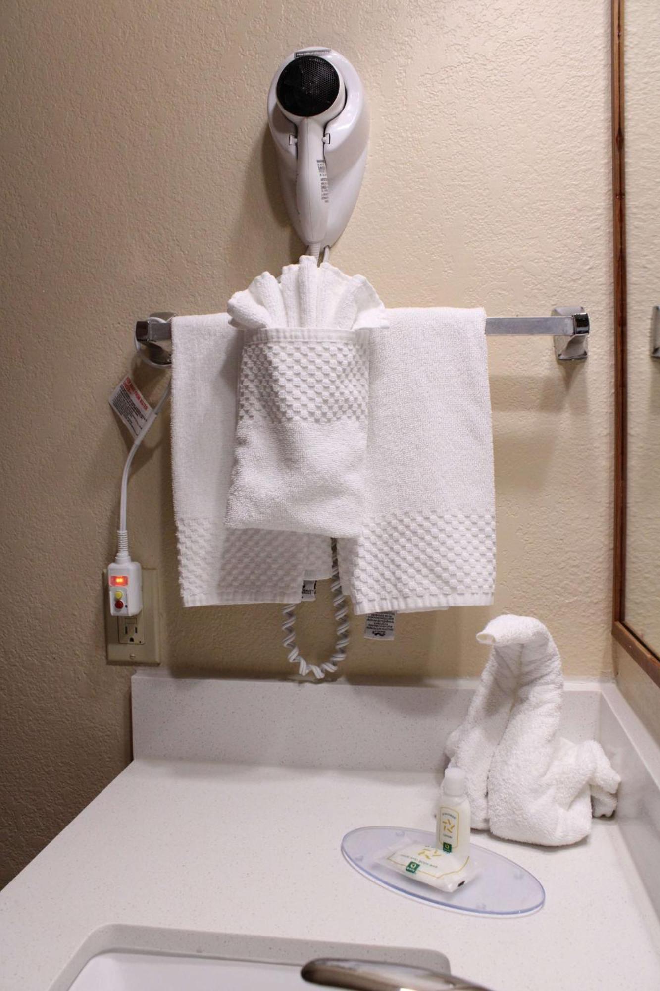 エコノ ロッジ ガニソン エクステリア 写真